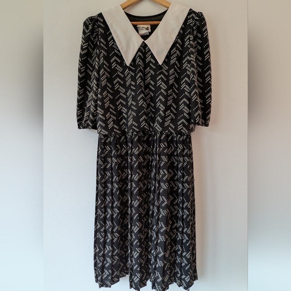 Vintage Black and White Midi Dress
